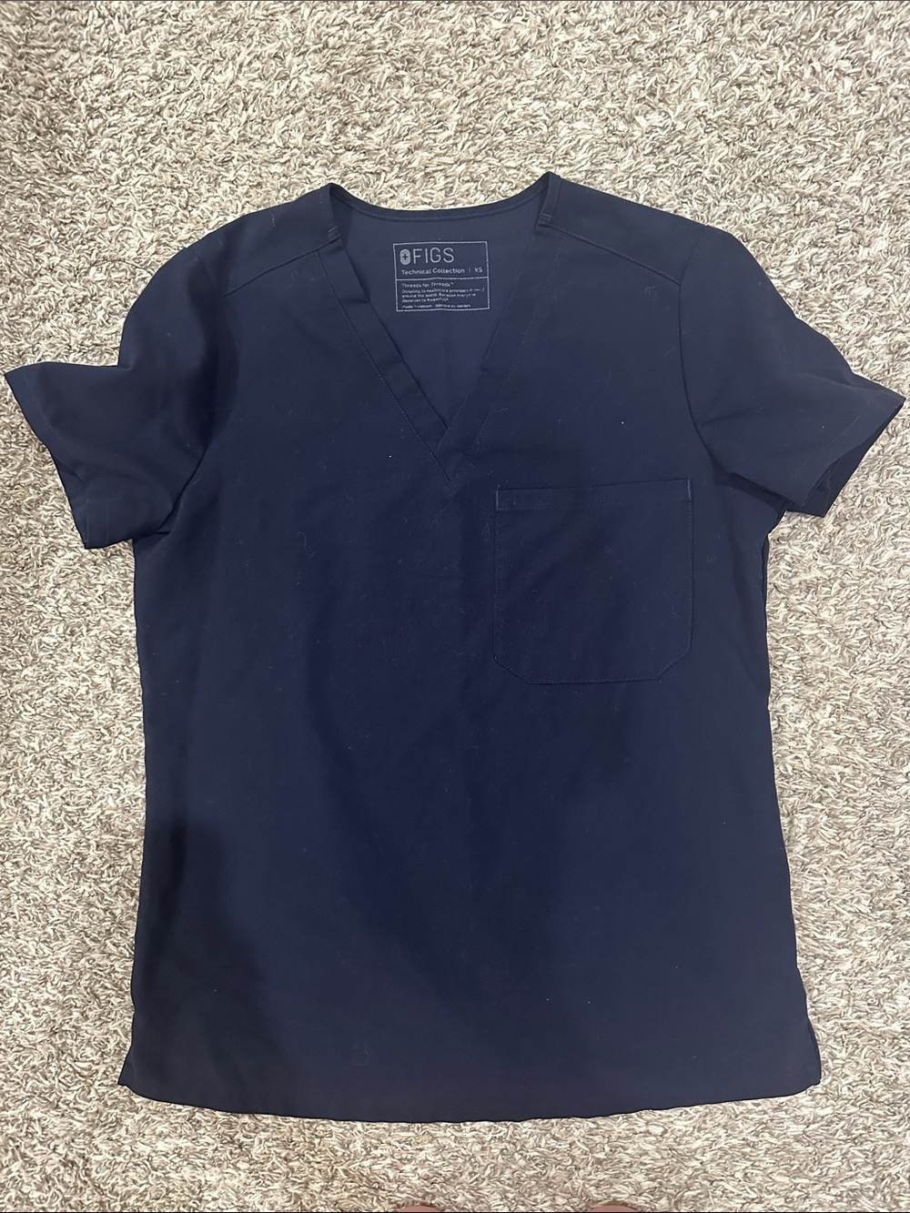 FIGS women’s Navy Short-Sleeve V-Neck Scrub Top
